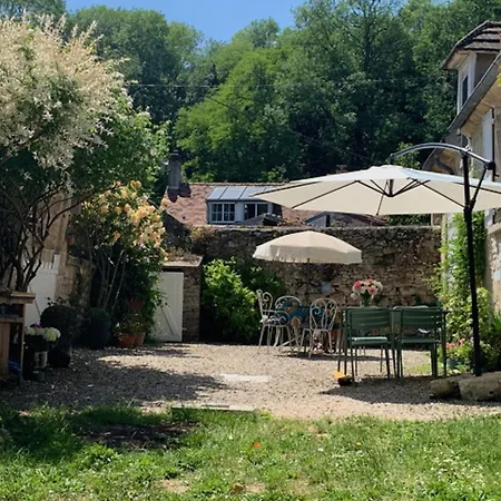 Hotel Cozy Villeneuve-sur-Verberie